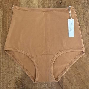 ARQ High Rise Undies